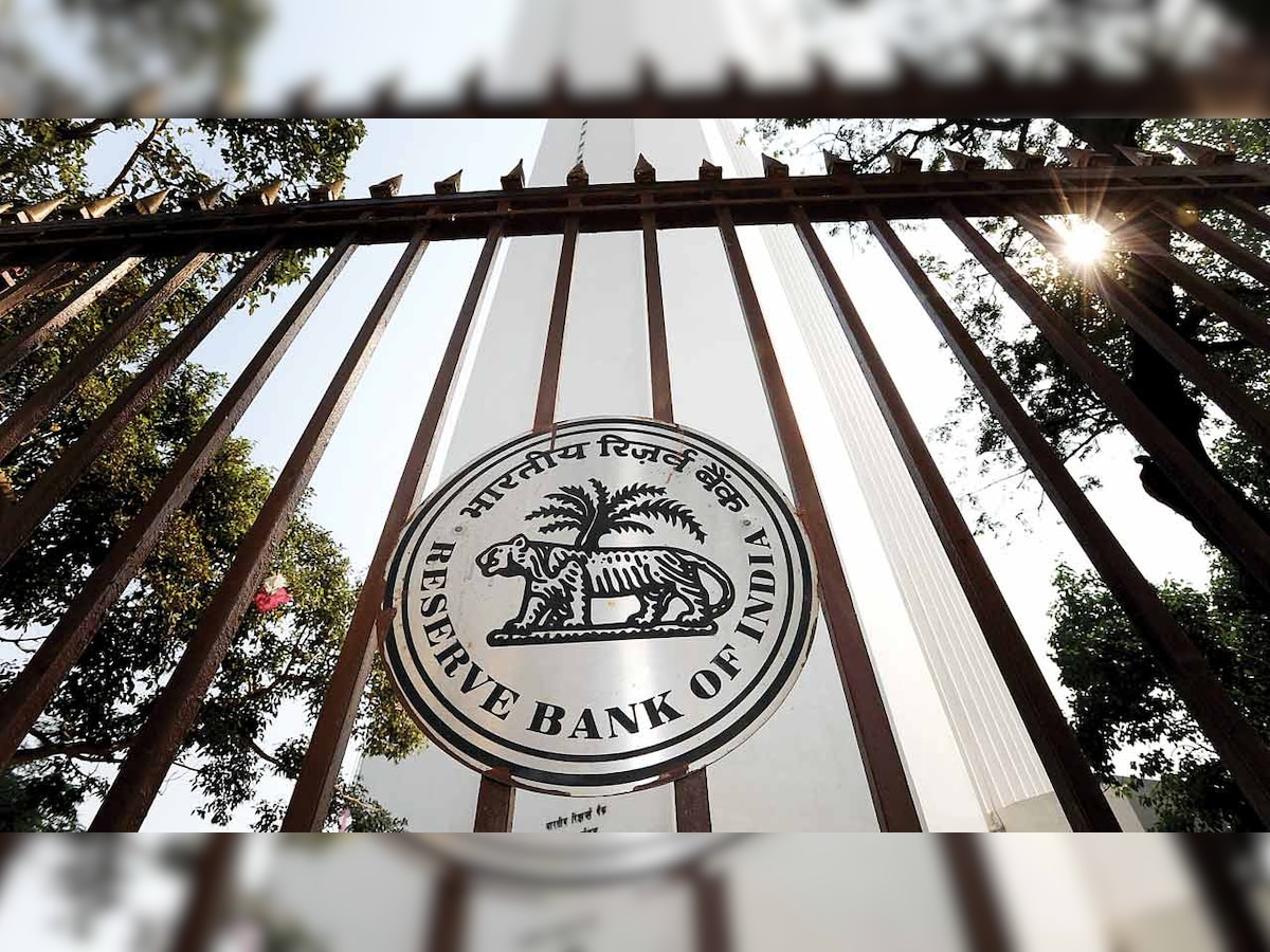 RBI to pay Rs 28,000 cr interim dividend to govt