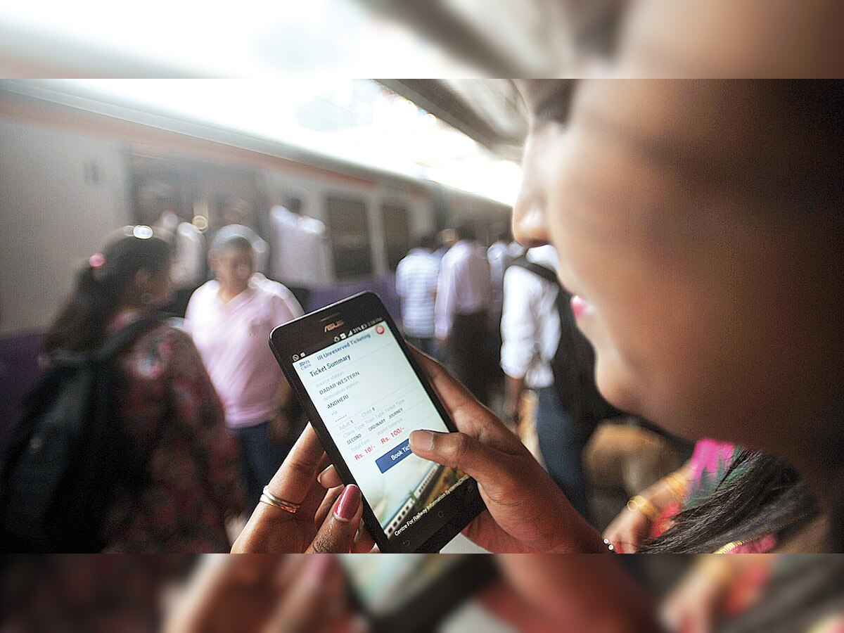 Mumbai turns to mobile ticketing app to travel in trains