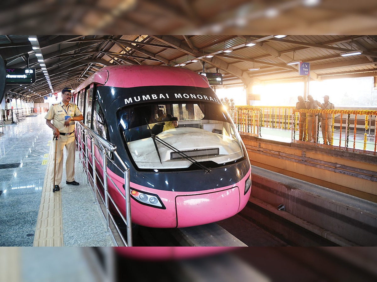 Mumbai: Monorail carried around 23k passengers on 2nd day, around 4k lesser than 1st day of its operations