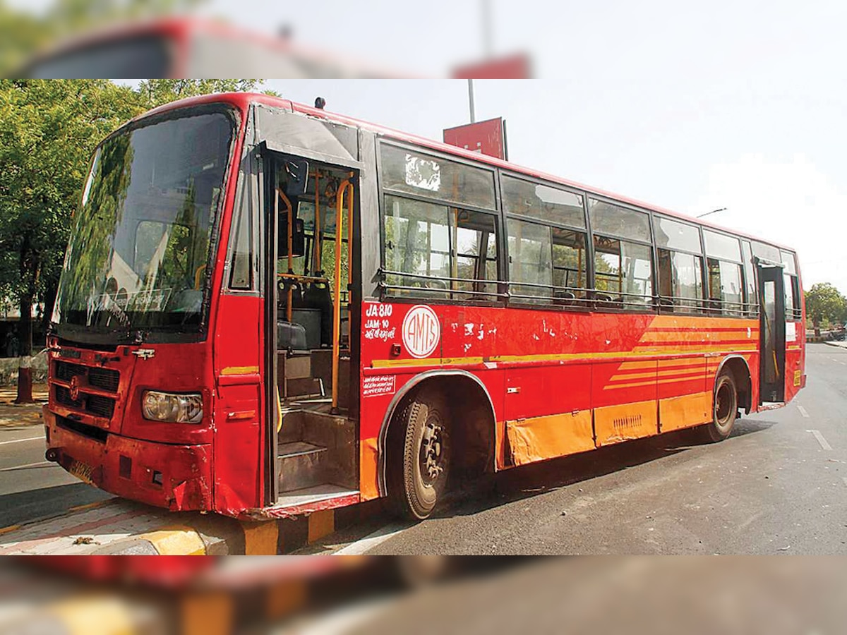 Group vandalises AMTS bus over ticket, thrash driver, conductor