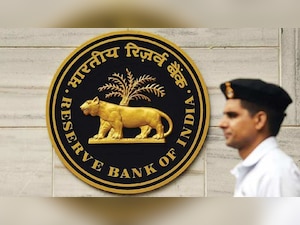 RBI lowers GDP growth forecast to 7.2% for 2019-20