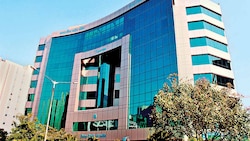 State Bank of India rejigs senior management