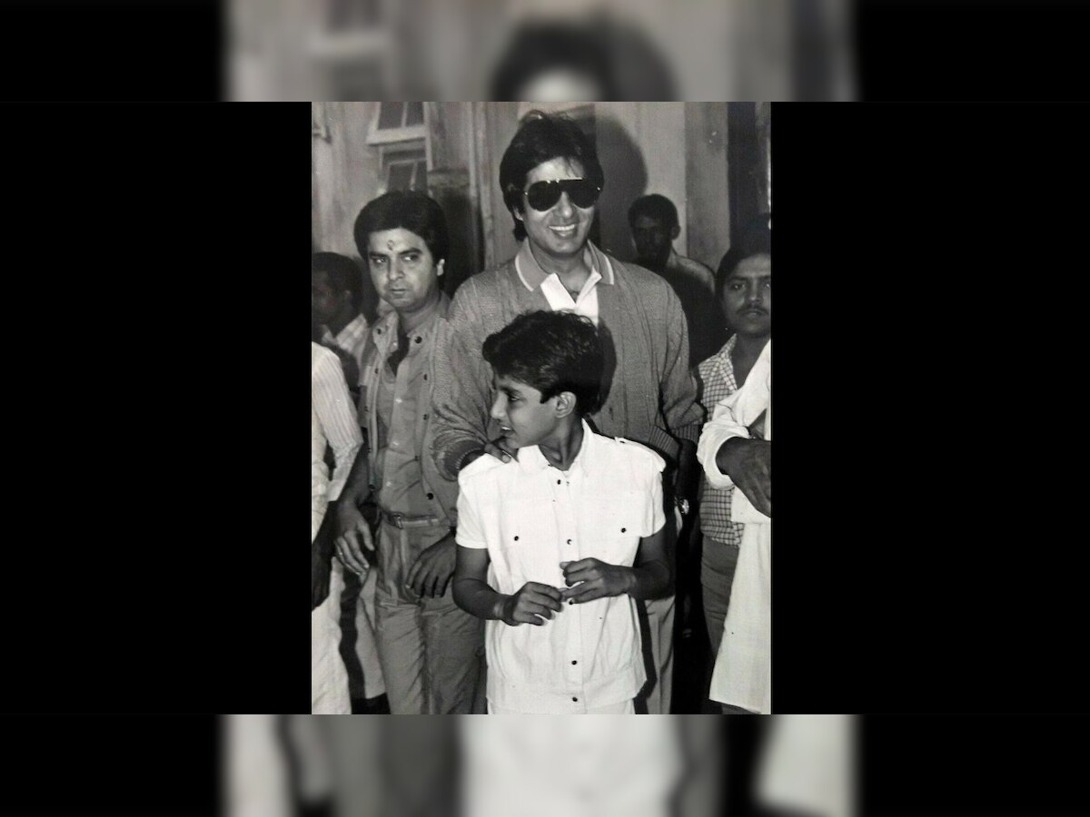 Abhishek Bachchan's Flashback Friday post with dad Amitabh will make you travel back in time