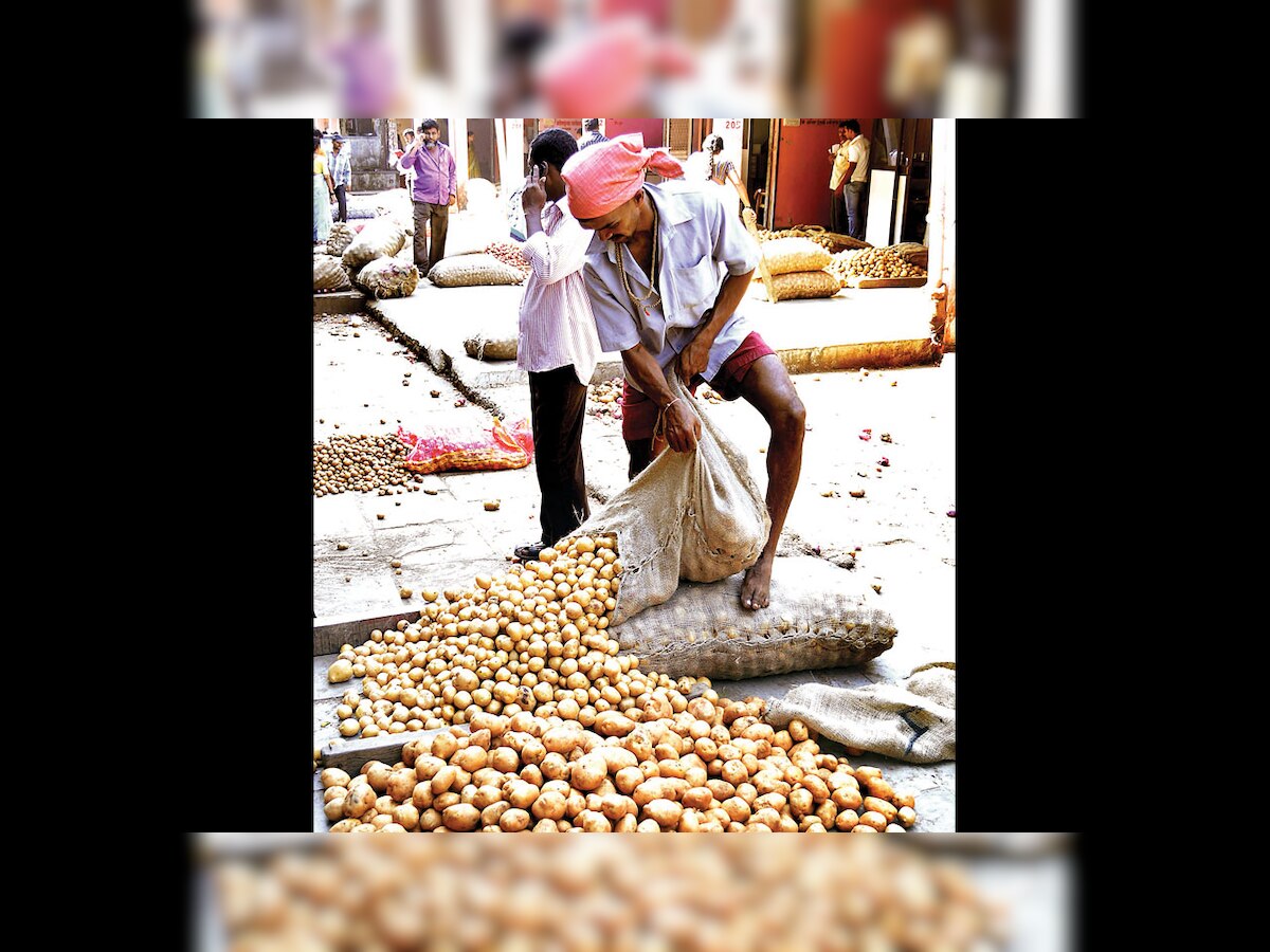 PepsiCo unconditionally withdraws cases against two farmers from Deesa