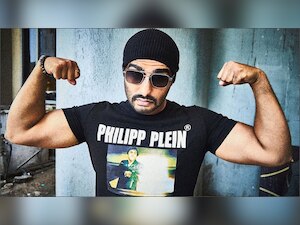 Amidst 'India's Most Wanted' promotions, Arjun Kapoor resumes 'Panipat' shoot, check pics!