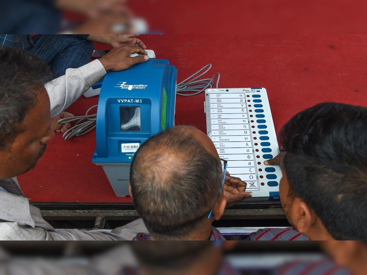 In case of mismatch between EVM and VVPAT, EC to hold latter valid