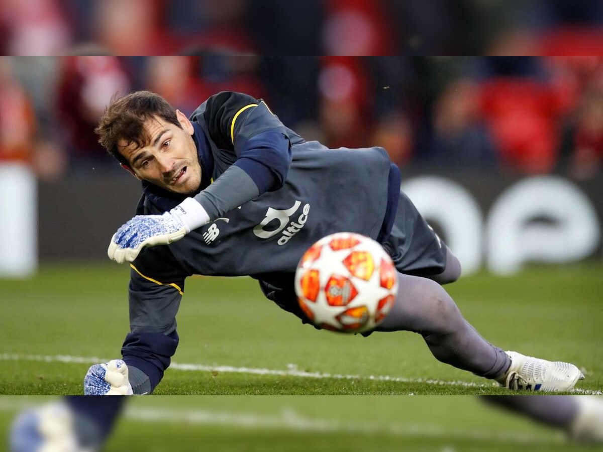 Porto want to keep 'keeper Casillas despite heart attack