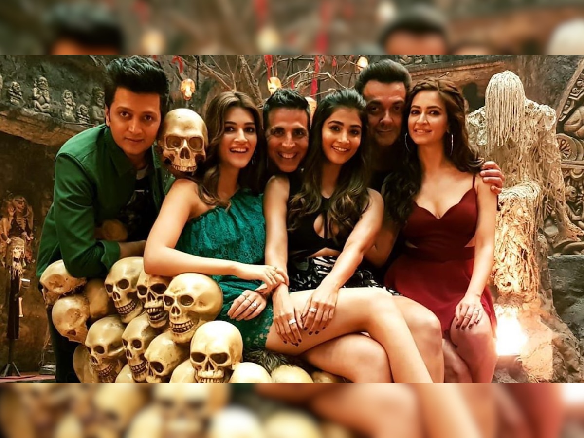 'Game of Thrones' fever hits the sets of 'Housefull 4'; Akshay Kumar calls it 'HouseFull of Thrones'