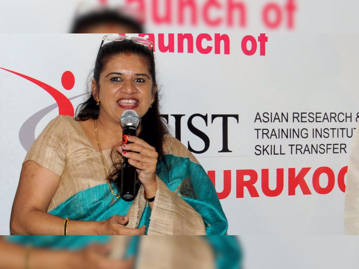 Indian Woman Doctor Hema Divakar wins Global Asian of the Year 2019 award