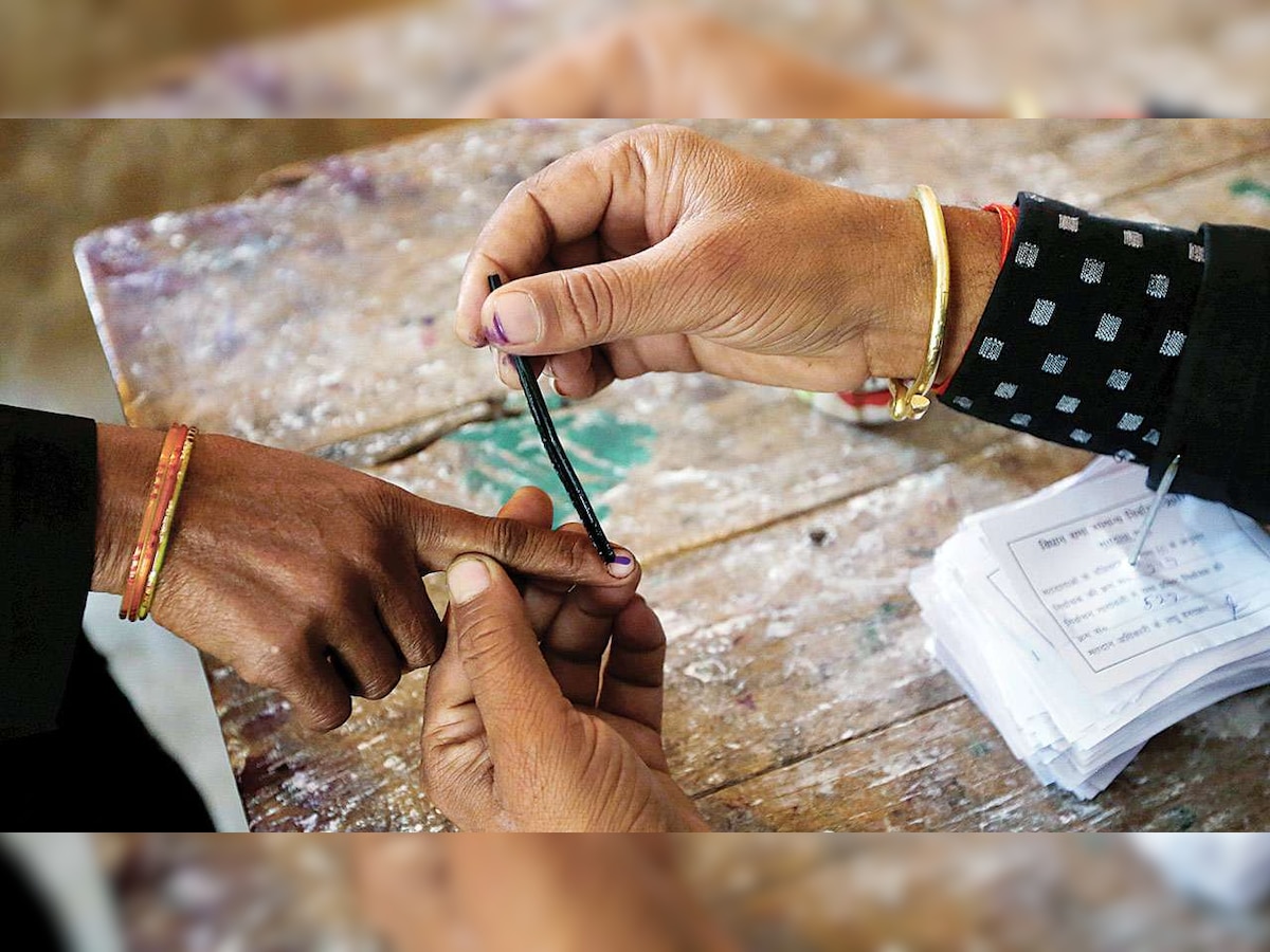 Rajmahal Lok Sabha Election Results 2019 Jharkhand: JMM's Vijay Handsa defeats BJP's Hemlal Murmu 