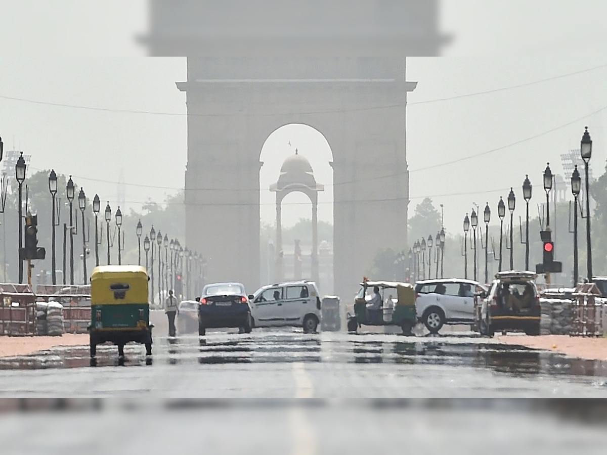 Delhi records highest temprature in five years, IMD issues red-code warning