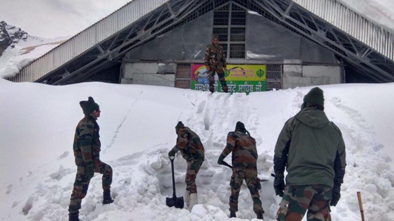 Hemkund Sahib Yatra Tour -The Ultimate Hemkund Sahib Yatris Tour Package