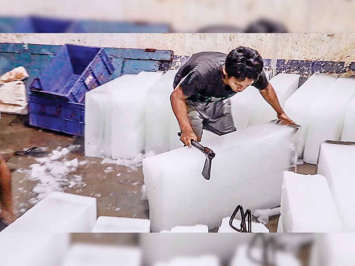 Food and Drug Administration destroys 18,000 kg of contaminated ice in Mumbai