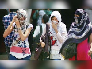 Jammu sizzles at 42.5 degrees, light rain likely on Monday