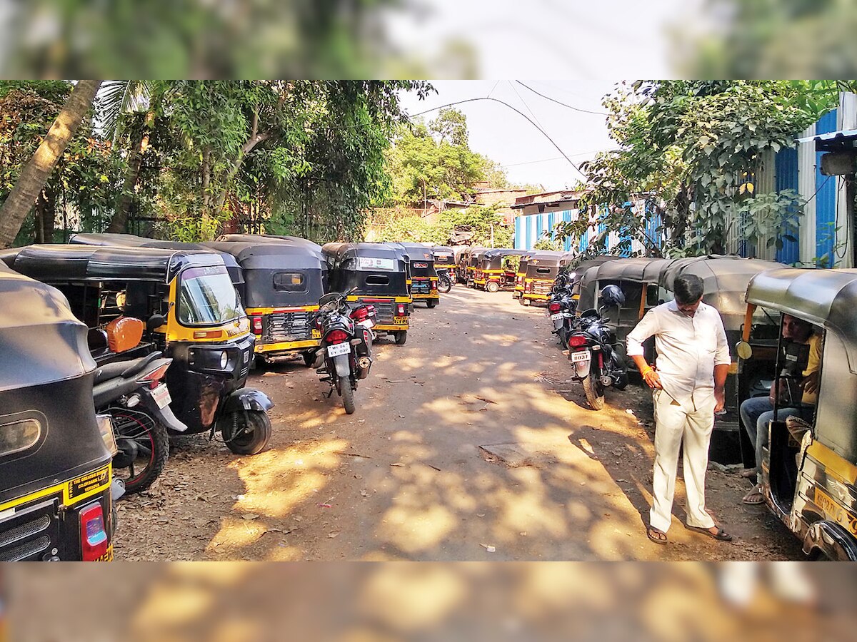 Mumbai: Autos to go off roads on July 9, unions decide