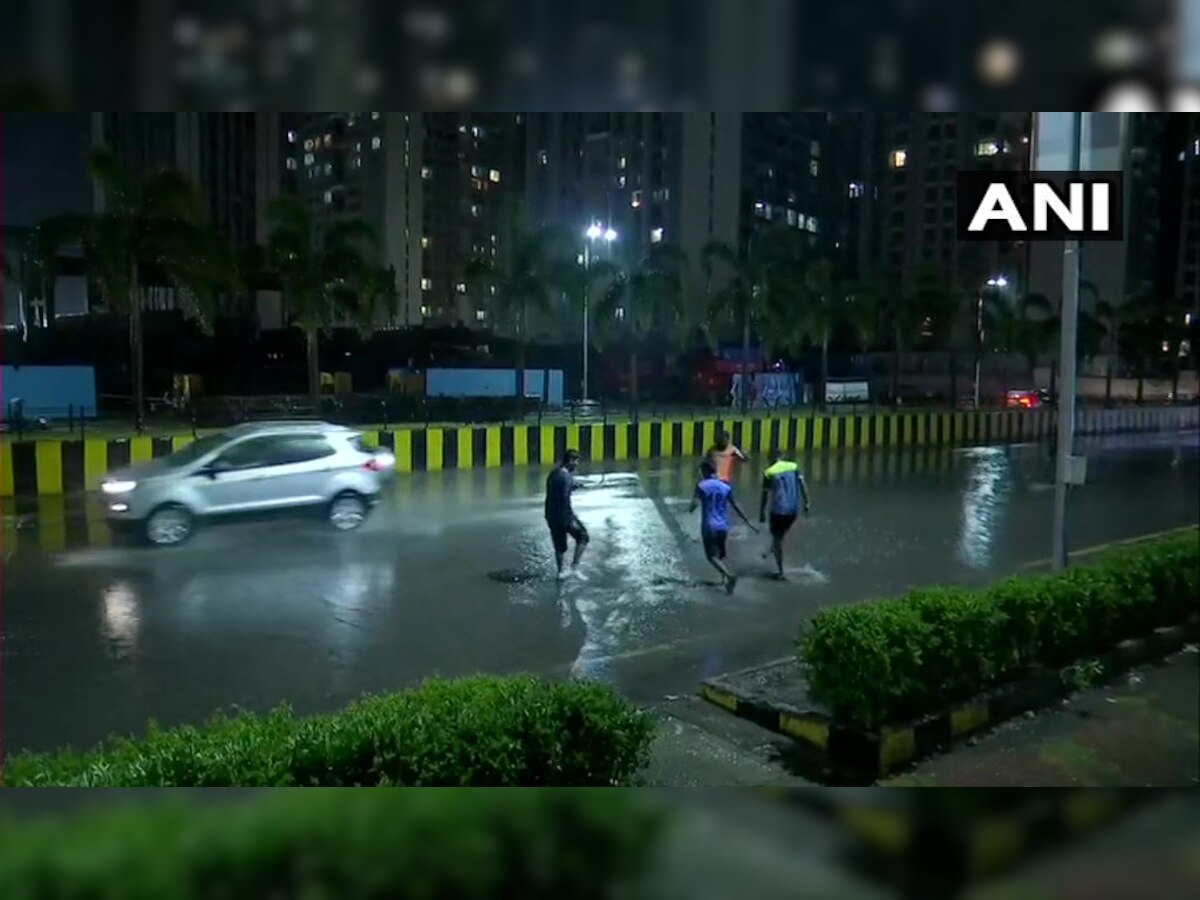 Brace yourselves: Mumbai likely face heavy rains in next 48 hours