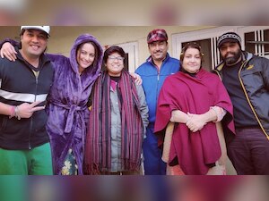 Sonakshi Sinha announces her next film 'Khandaani Shafakhana' with a sweet message