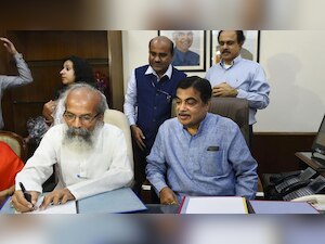 Govt asks NHAI, states to avoid building highways through wildlife sanctuaries