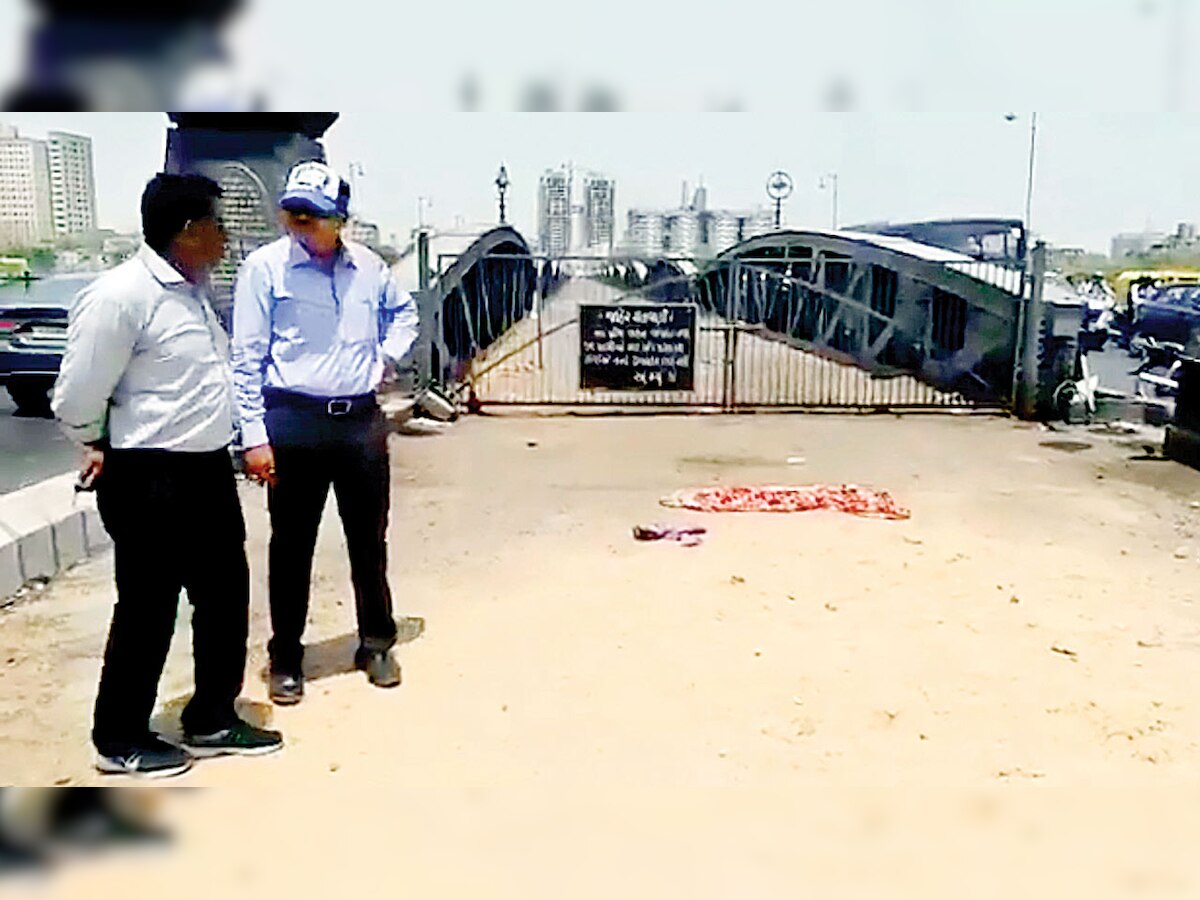 Ahmedabad: Unidentified, burnt body of man found dumped on Ellisbridge