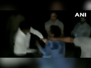 Two railway cops thrash journalist in UP's Shamli, suspended after video goes viral