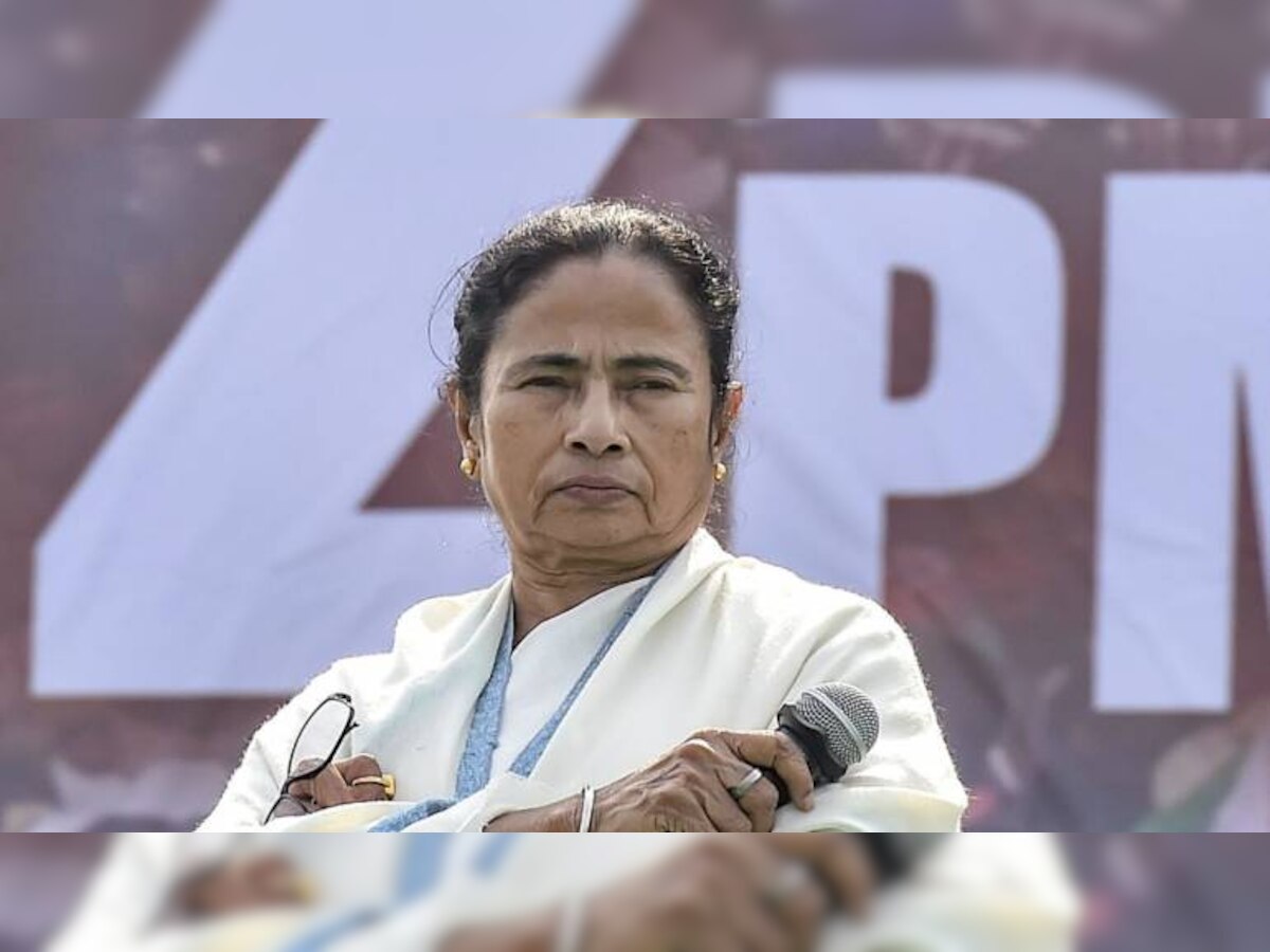 Eight doctors resign in protest after Mamata calls protesters 'outsiders'