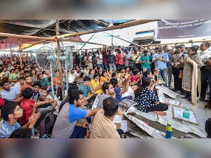 Didi vs Doctors: West Bengal docs in no mood to relent despite Mamata offer