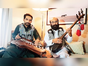 When India, Pakistan singers performed at SCO