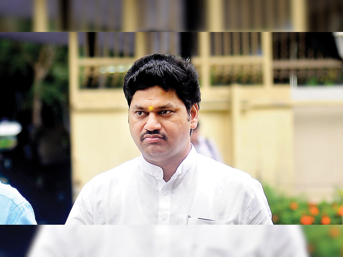 Govt is painting a rosy picture of economy: Dhananjay Munde
