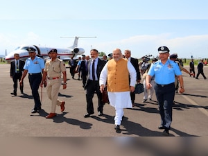 Amit Shah reviews Amarnath security, gives strong directions to security forces