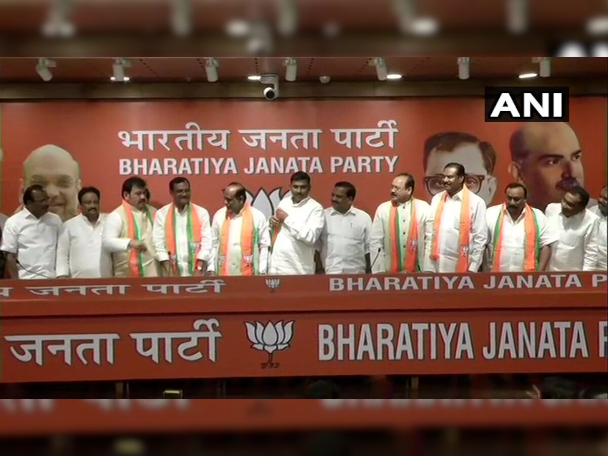 Several TDP, Congress leaders from Telangana join BJP