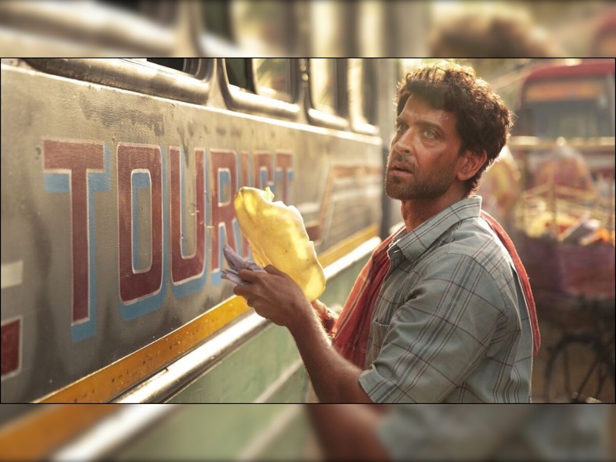Super 30: Hrithik Roshan shares a glimpse of the 'papad selling' phase of Anand Kumar's life
