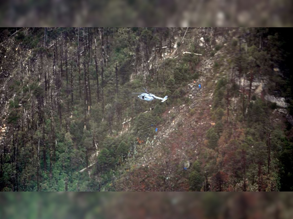 AN-32 aircraft victims' rescuers, airdropped at crash site, remain stranded for 17 days