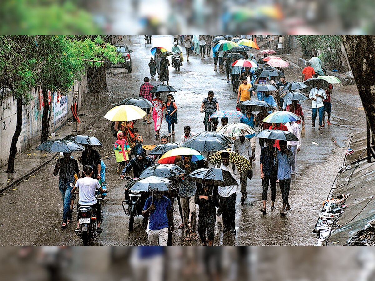 Heavy rains lash south Gujarat, NDRF on standby over flood scare