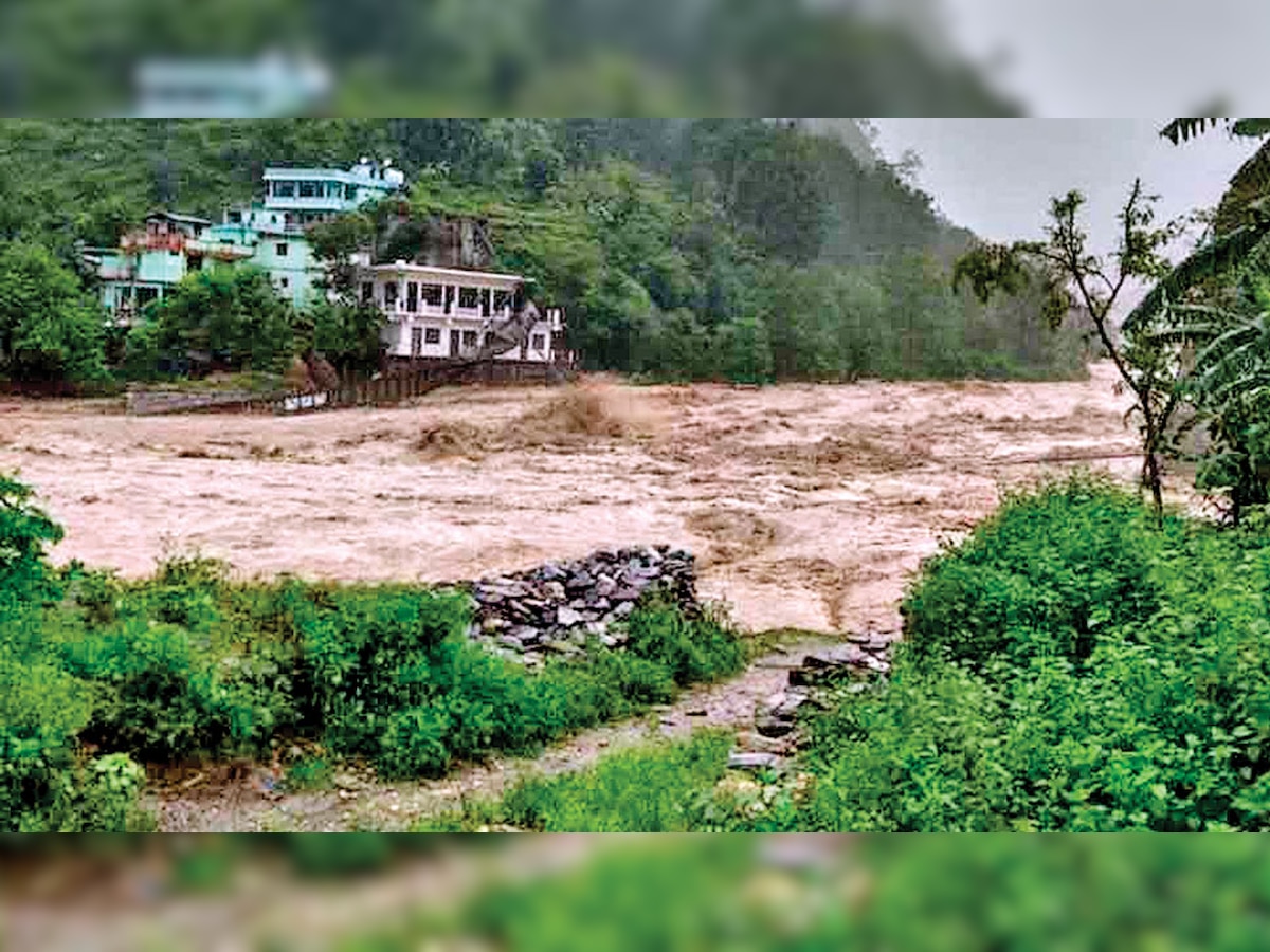 Cloudburst leads to flash flood in Uttarakhand