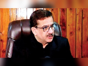 Uttar Pradesh Shia Waqf Board chief to shut Sunni madrasas