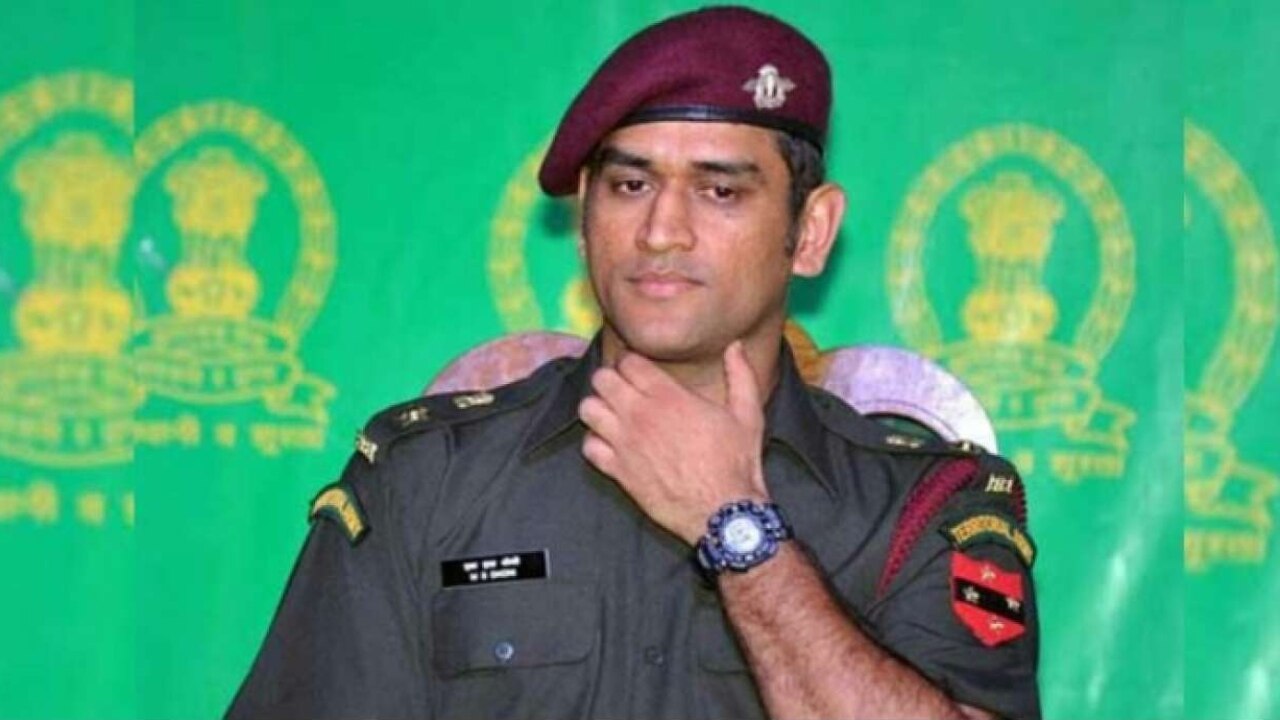 Ms Dhoni To Join 106 Territorial Army Battalion Para In Jandk Will Be Given Patrolling And 0335