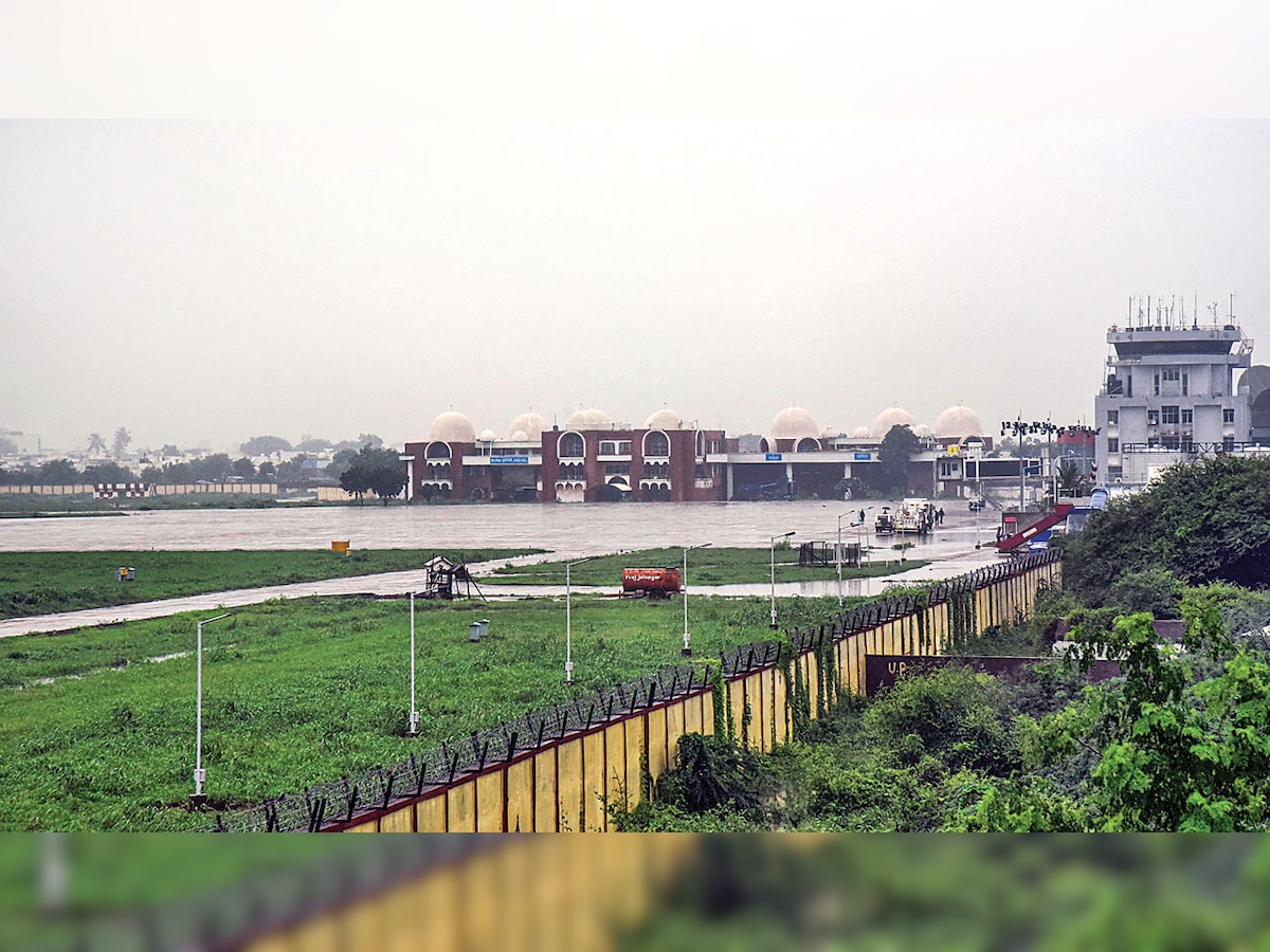 Vadodara witnesses 500 mm of rain in 24 hrs