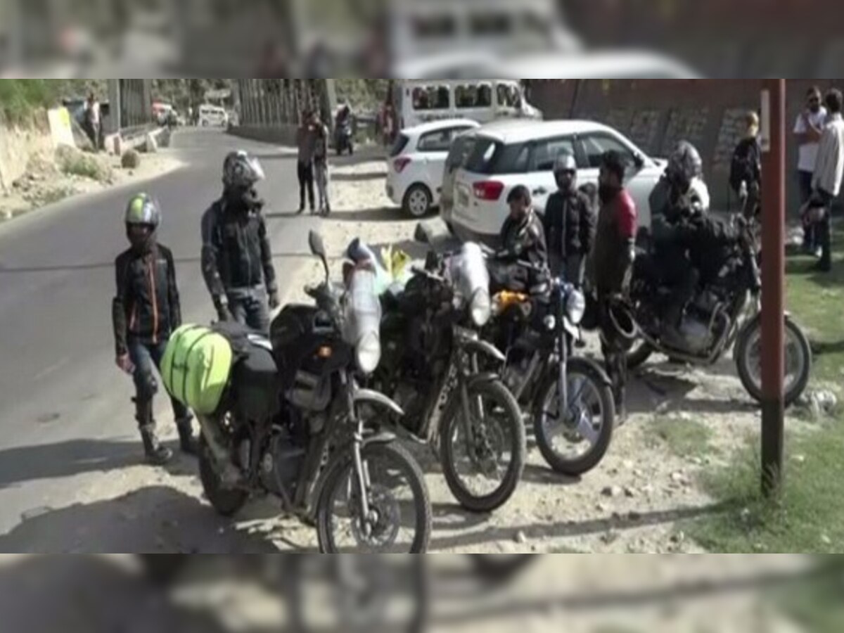 Ladakh-bound bikers sent back from Kashmir after security advisory