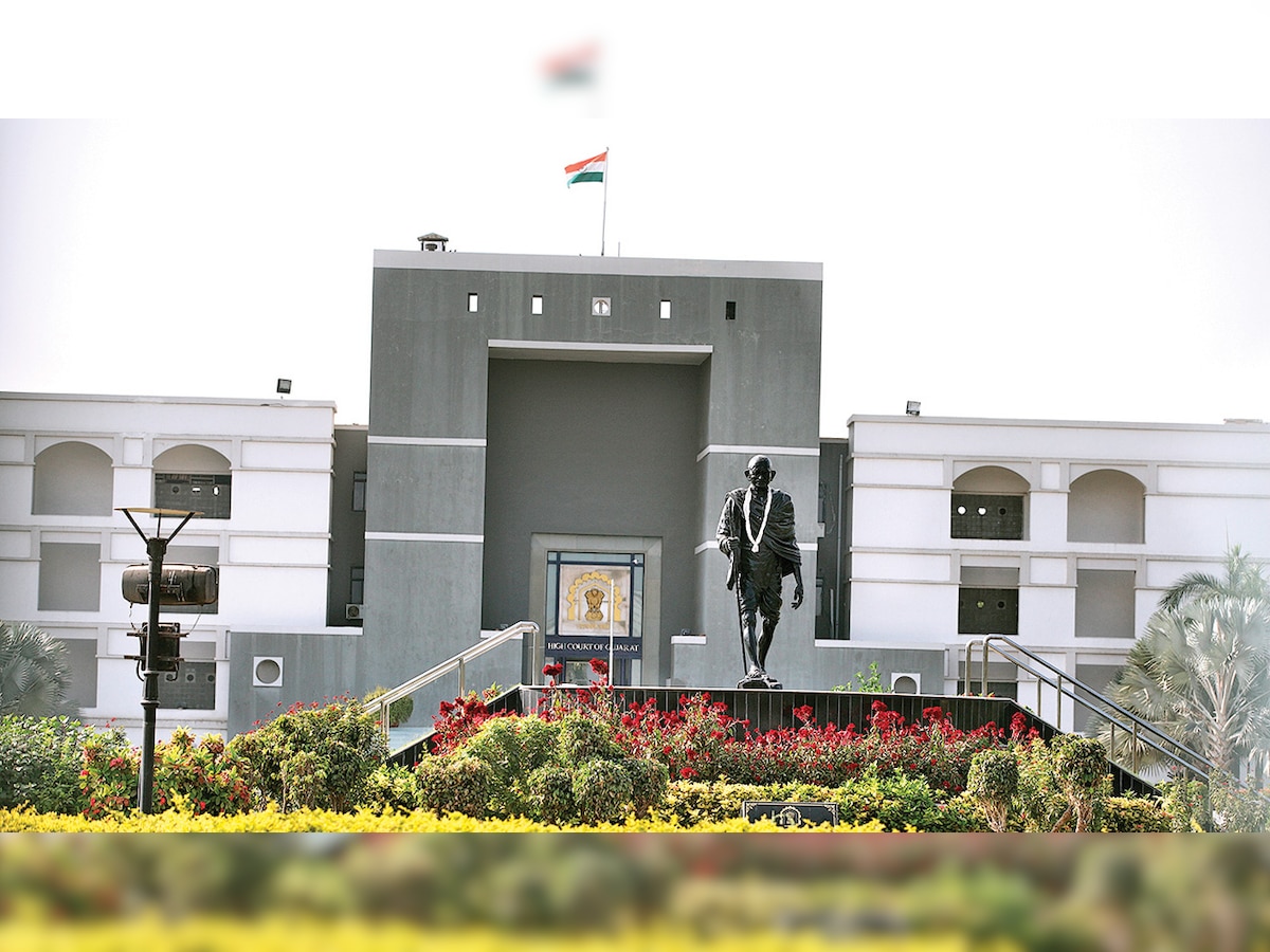 12 advocates of Gujarat High Court gets 'senior' tag