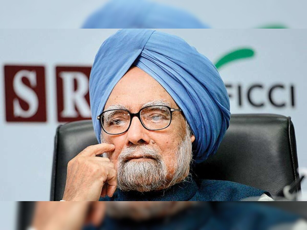 'All-round mismanagement by Modi govt has led to economic slowdown': Ex-PM Manmohan Singh says, 'it's deeply worrying'