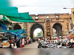 CG Road: On the way to Teen Darwaja?