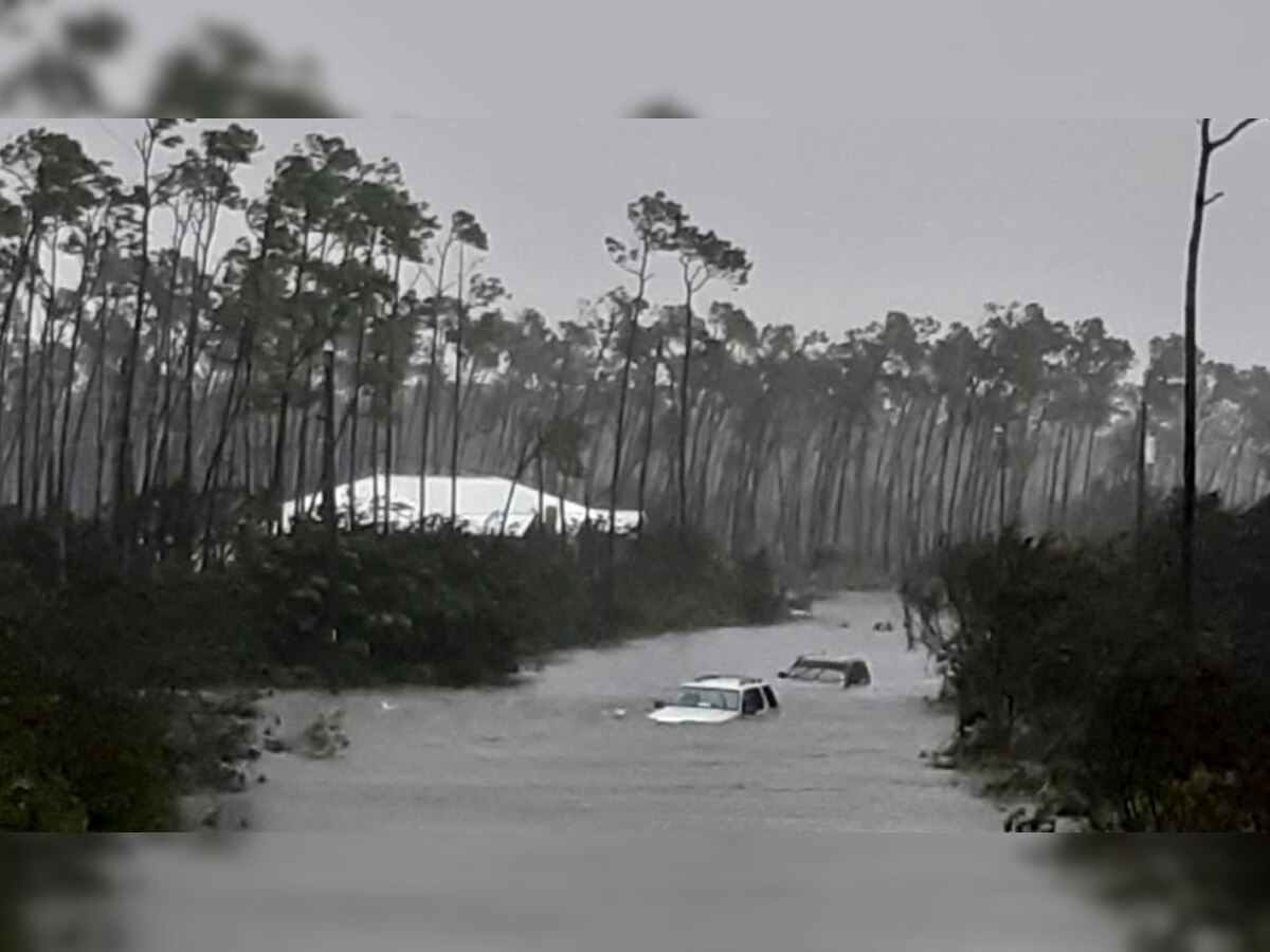 Hurricane Dorian kills at least seven in the Bahamas, proceeds to Florida 