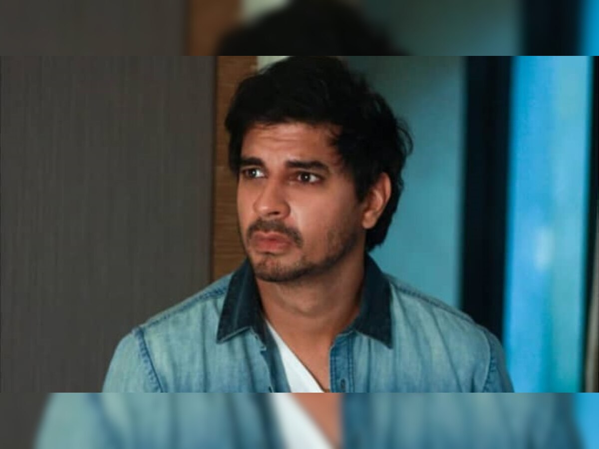 Tahir Raj Bhasin smoked 200 packets of greentea cigarettes for