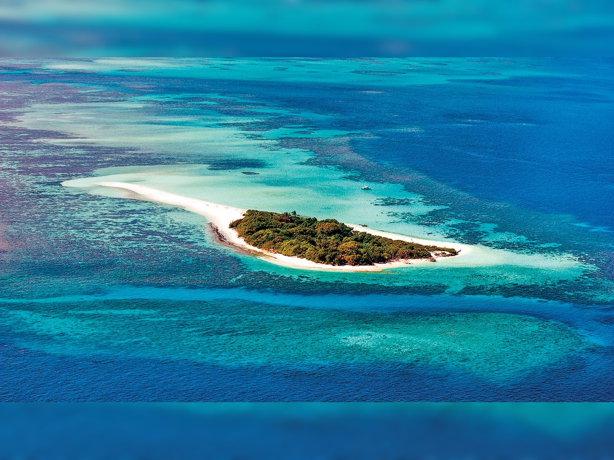 Maldives: Garland of Coral Atolls