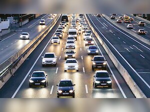 Ahmedabad RTO cracks down on agents, arrests 50 for duping applicants