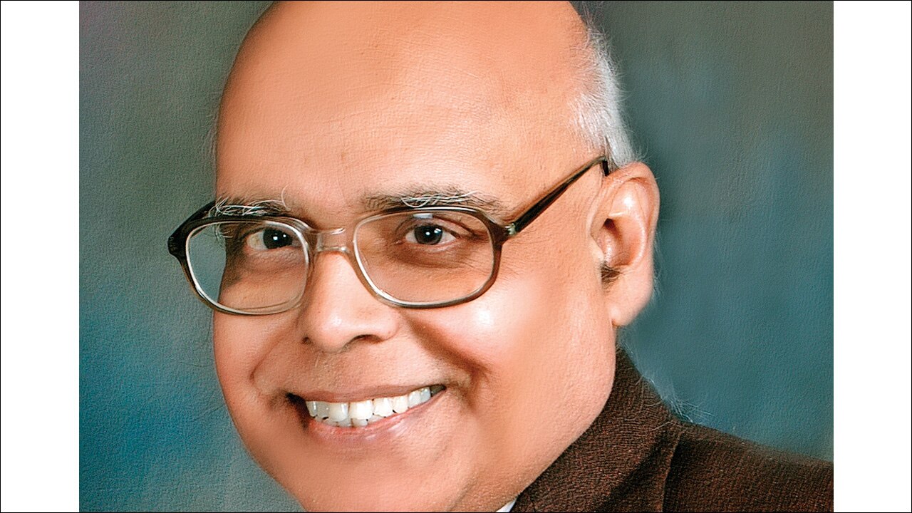 D K Srivastava