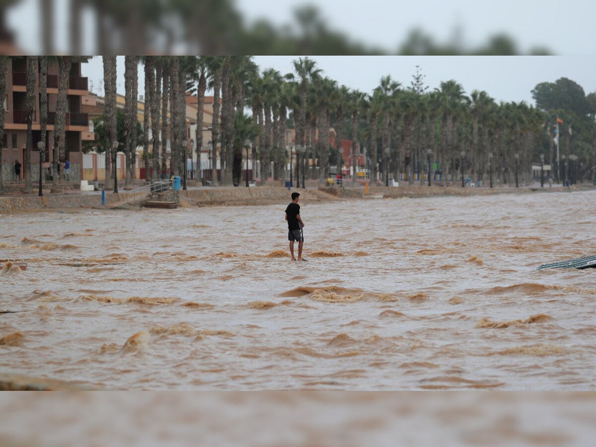 Spain: At least 4 killed in flash floods triggered by torrential rain