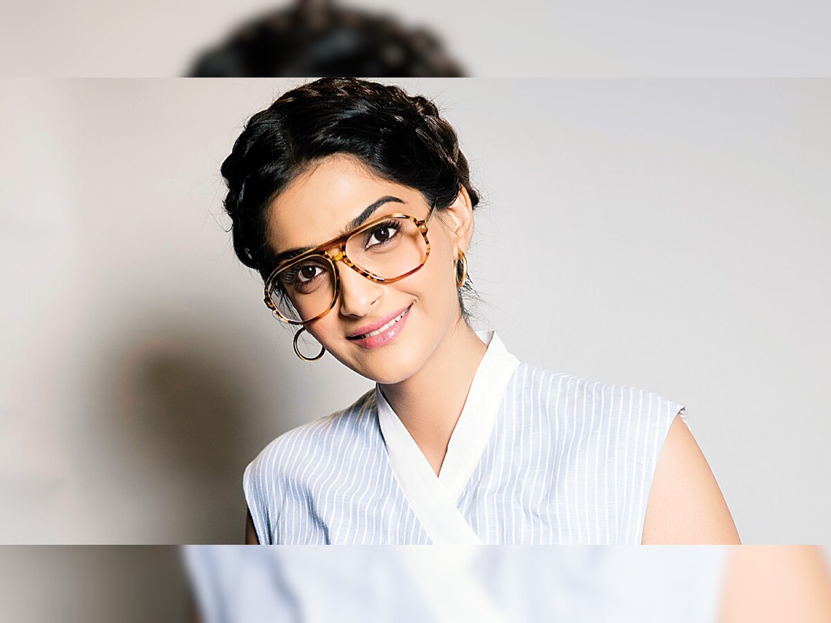 'Believe in doing stories I feel attached to': Sonam Kapoor Ahuja