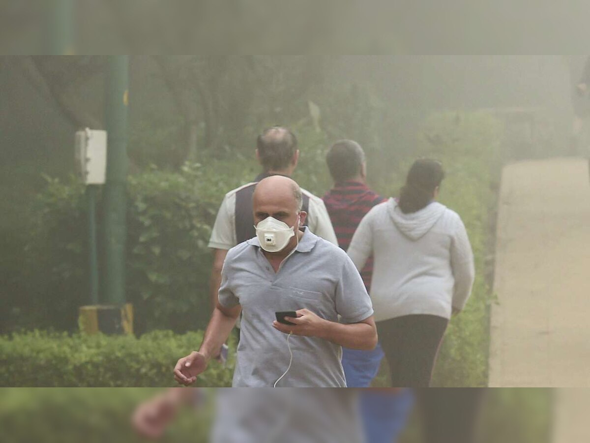 Air Quality in Delhi reaches ‘severe’ category, stronger wind likely to bring respite tomorrow