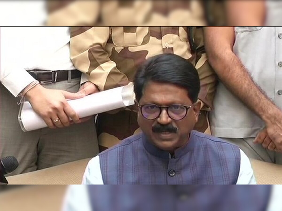 President Kovind accepts Shiv Sena MP Arvind Sawant's resignation, Prakash Javadekar given additional charge